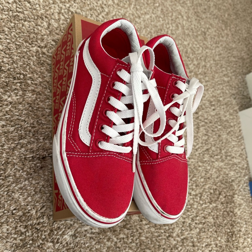 Vans Women’s Old Skool Formula One Racing Red True White Preowned Size 5 View 2
